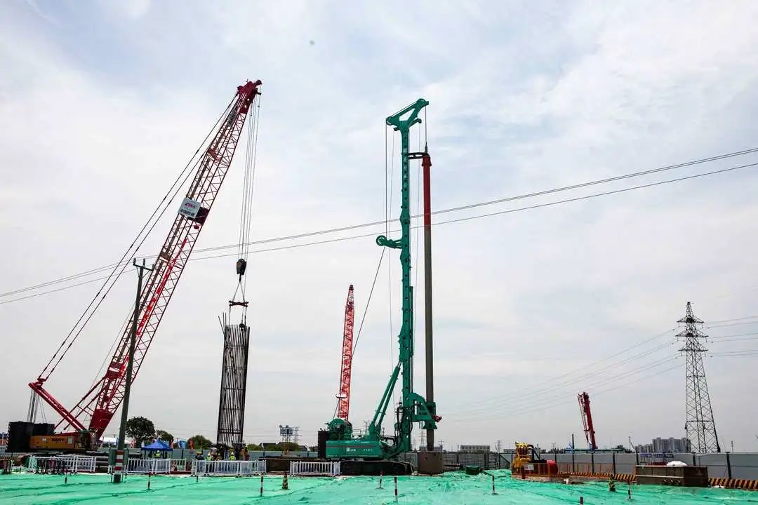 上海金泰大型旋挖機(jī)提前60天交出“新答卷” ，多快好省創(chuàng)新的施工紀(jì)錄